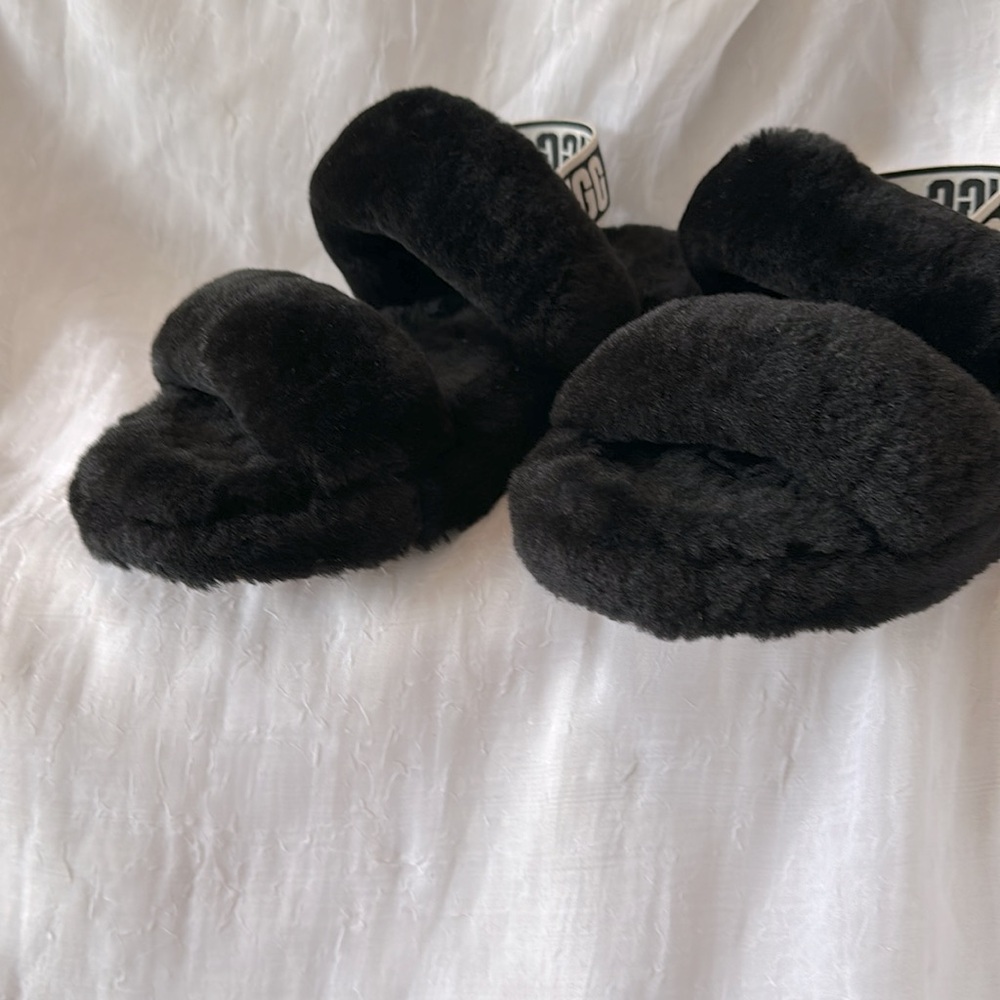 Ugg Sandals *Euc* - image 6